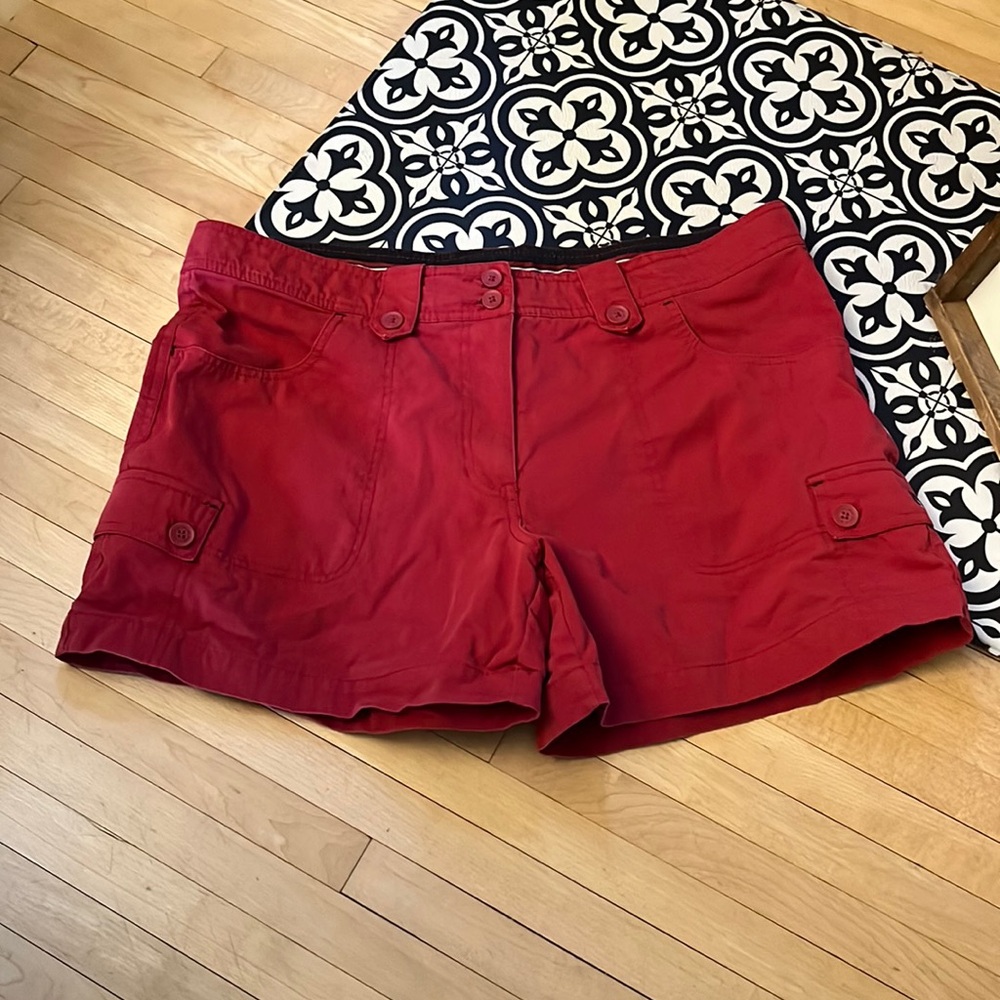 Ladies Shorts, Size 16, Red, Great condition